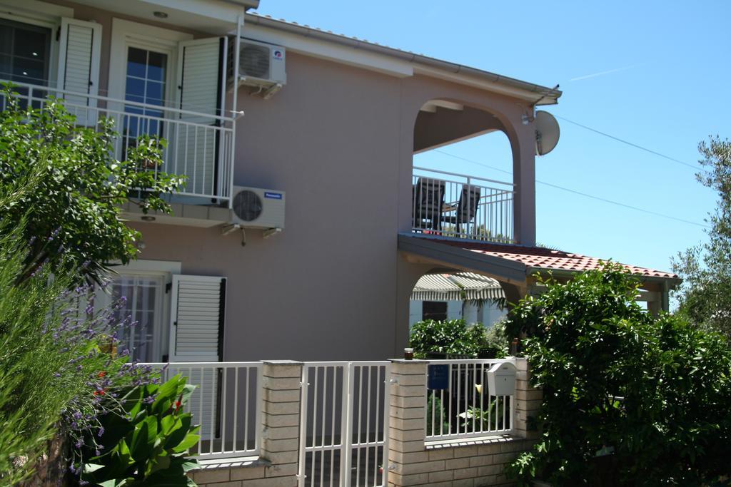 Apartments Soldo Pinezići Extérieur photo